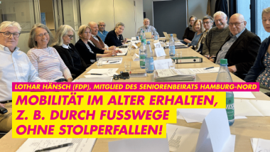 Seniorenbeirat Hamburg-Nord, links vorn im Bild: Lothar Hänsch (FDP)
